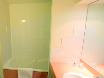 salle de bain chambre confort
