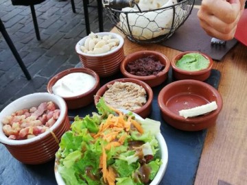 Bajan - GOOGLE - Le Montagnole - Restaurant Saumur