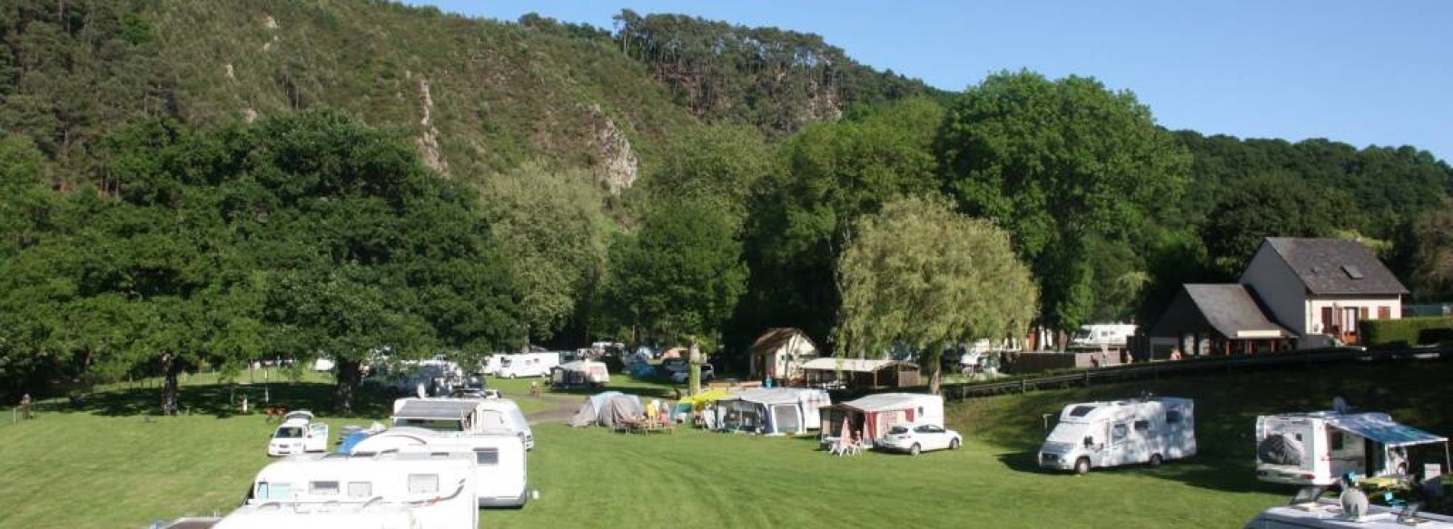 Aire de camping-car Camping des Alpes Mancelles