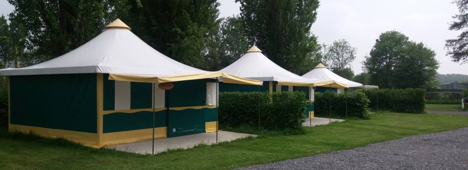 Camping du Val de Sarthe - bungalows toile