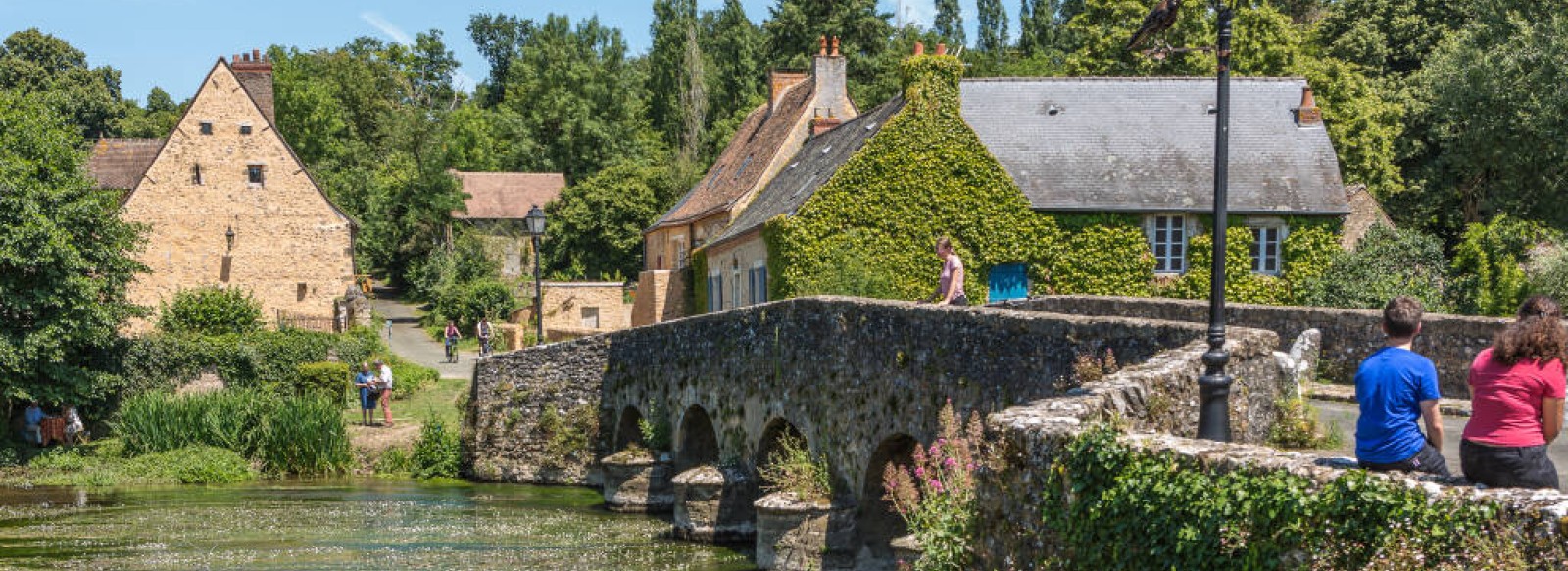 Village medieval d'Asnieres-sur-Vegre