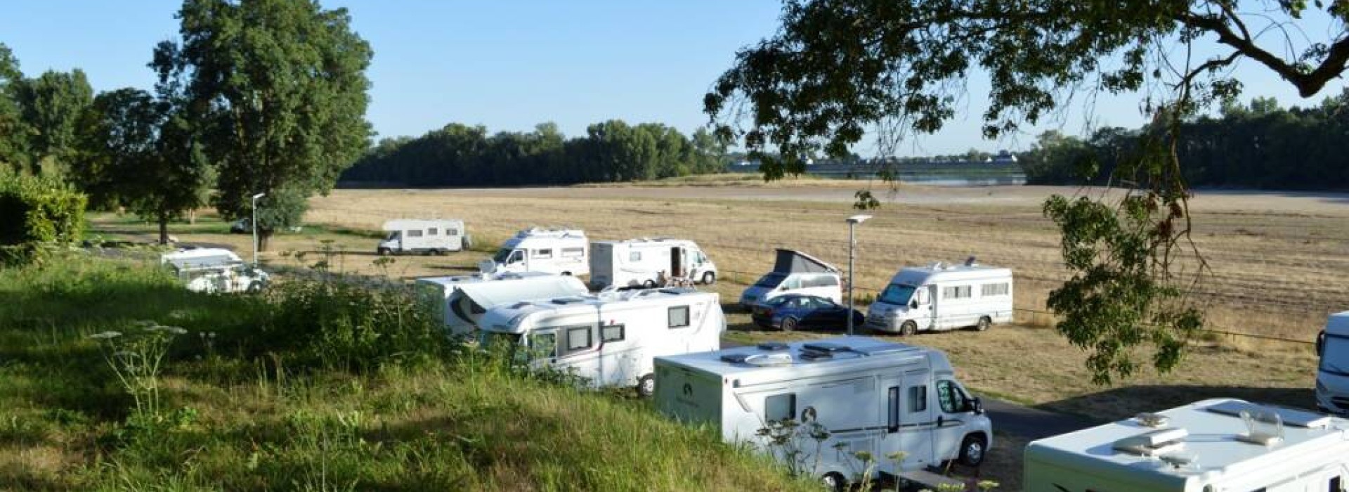AIRE CAMPING-CARS DE CUNAULT